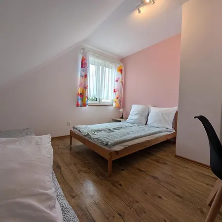 Mam Spanko - 1 Km Do Parku Rozrywki Habitación en casa particular Zator